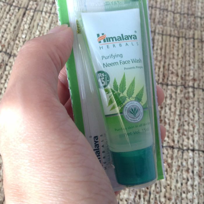 Himalaya Purifying Neem Face Wash (sabonete facial natural sem sabão)