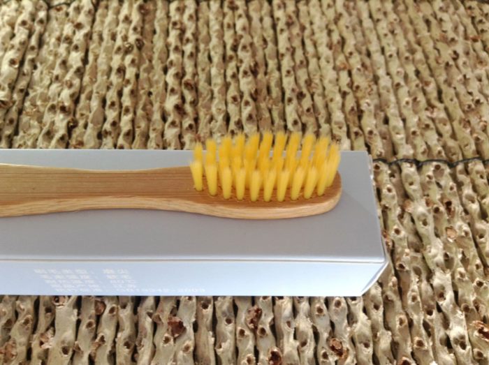 Escova de dentes ecológica de Bambú