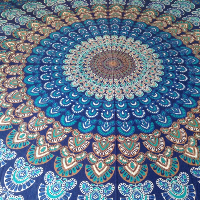 Panô indiano de algodão - Estampa de mandala floral cores frias  (2.30 m x 2.10 m)