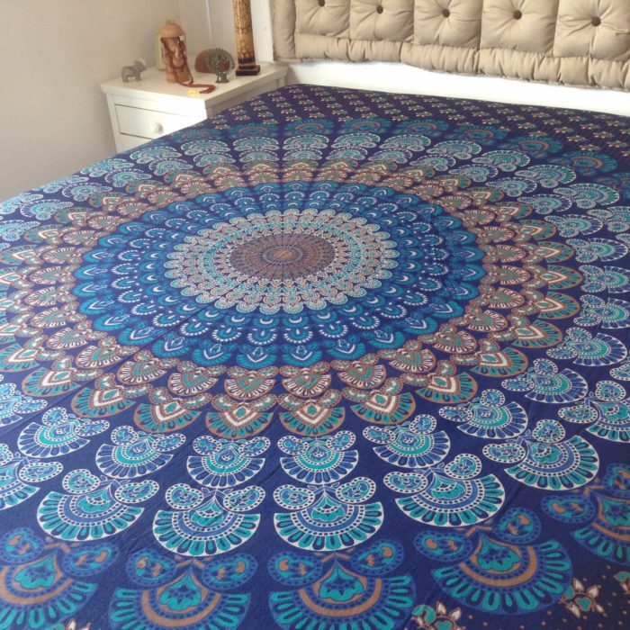 Panô indiano de algodão - Estampa de mandala floral cores frias  (2.30 m x 2.10 m)