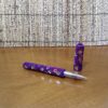 Caneta indiana artesanal de miçangas e espelhos (roxo)