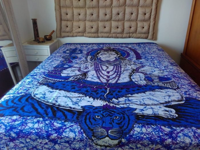 Panô indiano de algodão (colcha) - Estampa de Shiva (2.40 m x 2.10 m)