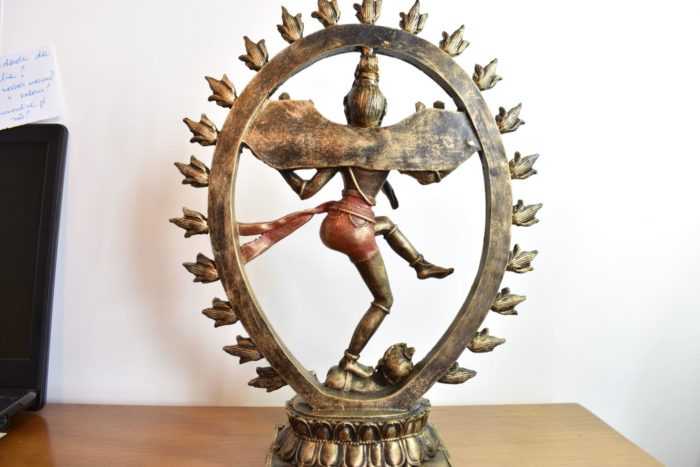 Shiva Nataraja em estátua de 33 cm de altura