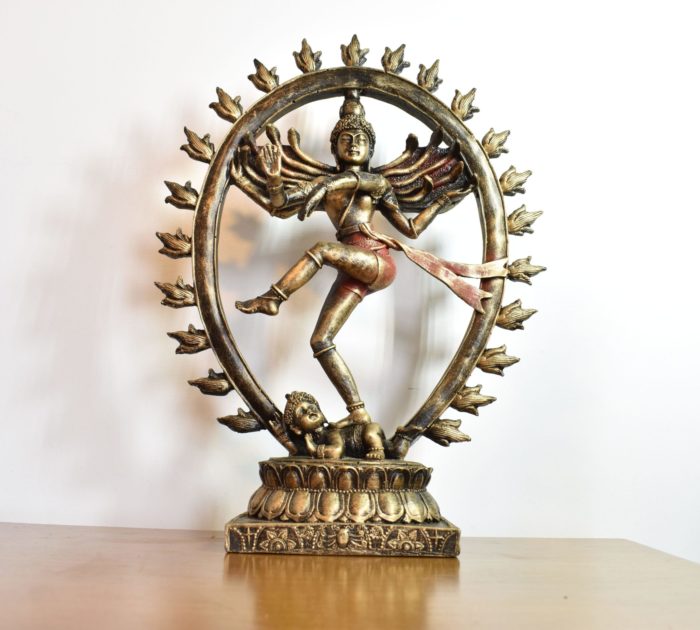 Shiva Nataraja em estátua de 33 cm de altura