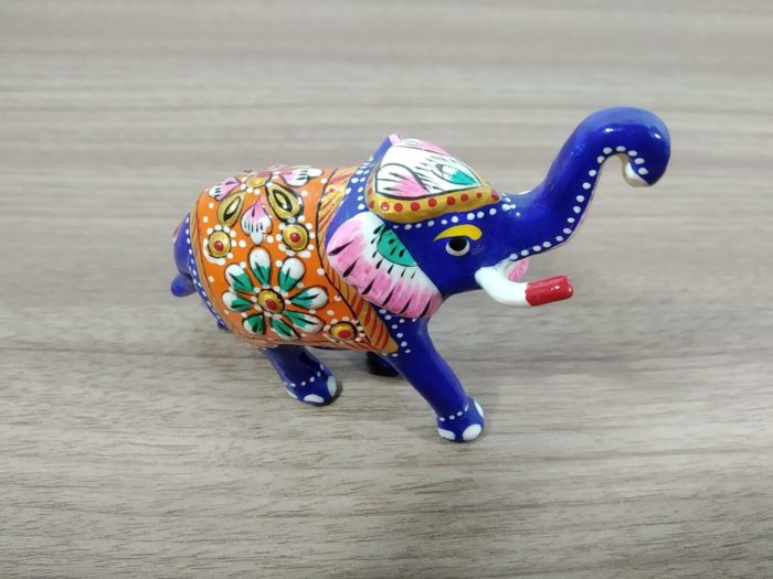 Elefante de metal esmaltado com técnica cloisonné P
