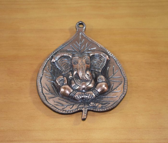 Deus Ganesha de parede em metal formato folha