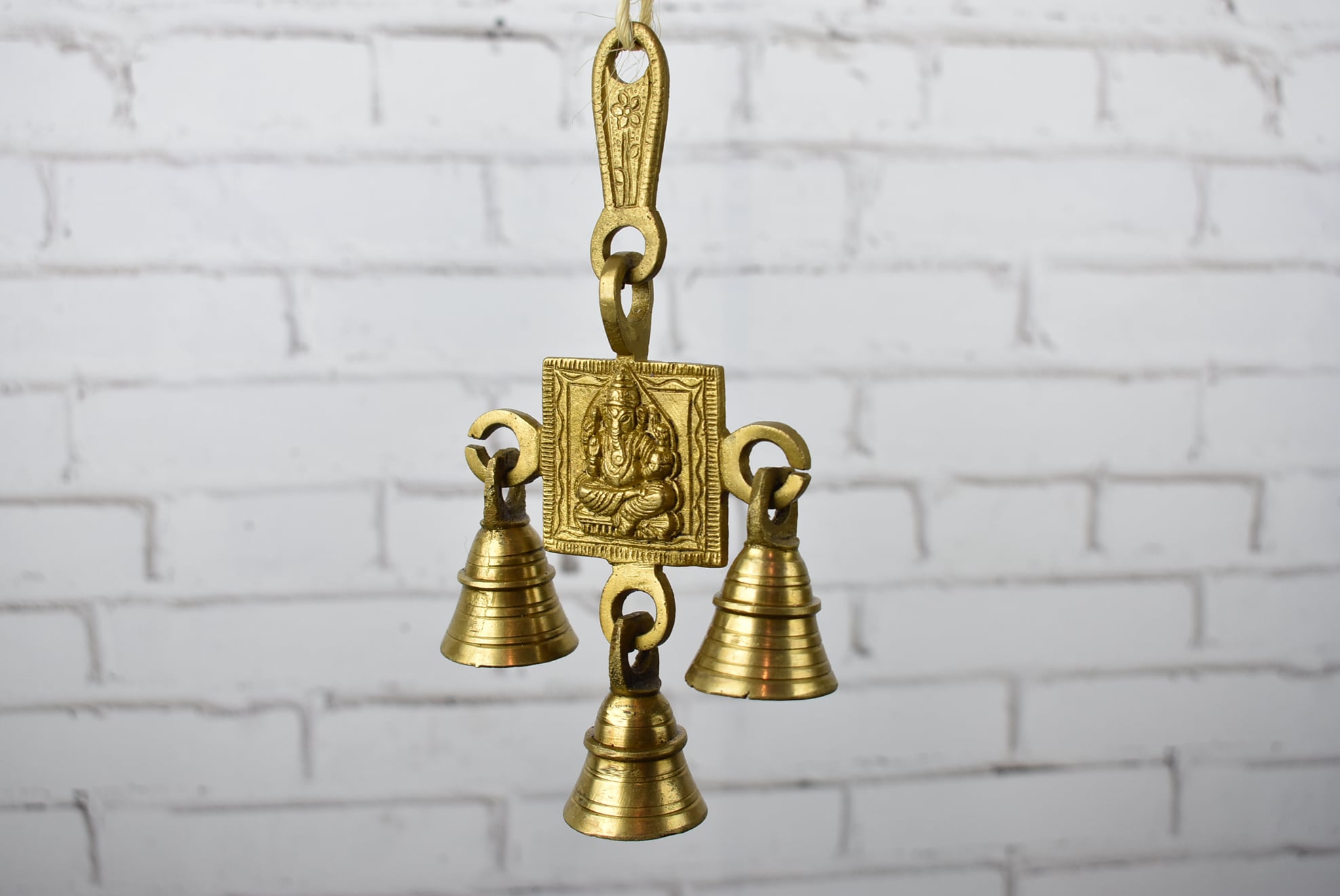 Pendente com 3 sinos de bronze do Deus Ganesha
