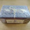 Pure Assam Tea com caixa decorativa de madeira entalhada