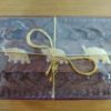 Pure Assam Tea com caixa decorativa de madeira entalhada