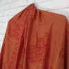 Chadar indiano (manto de oração) de Krishna laranja telha