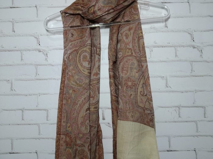 Pashimina indiana de cashmere - estampado em tons terrosos