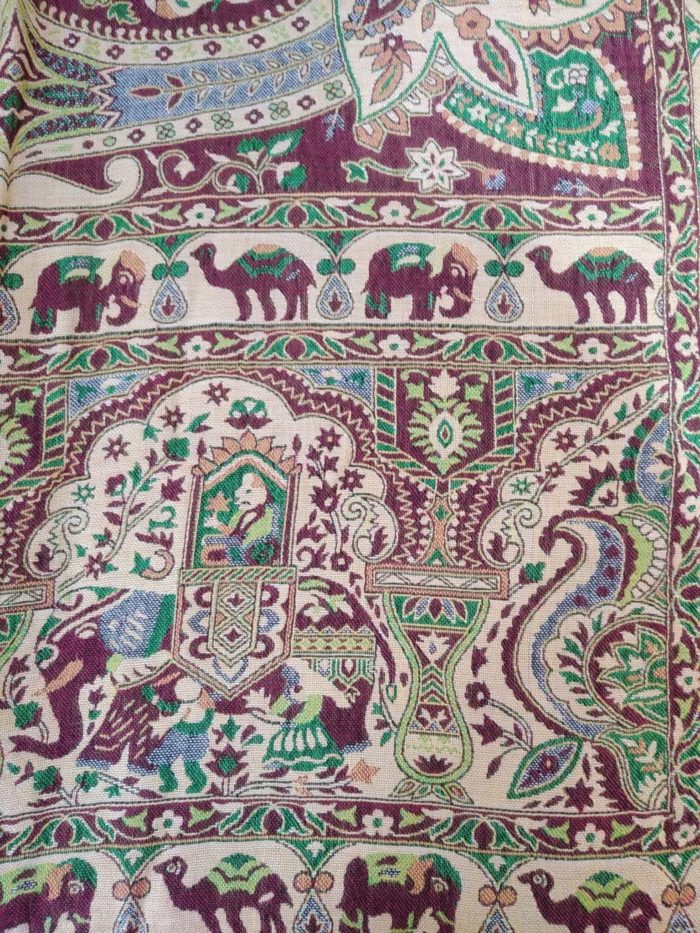 Lenço indiano dupla face algodão e viscose estampa elefantes e camelos