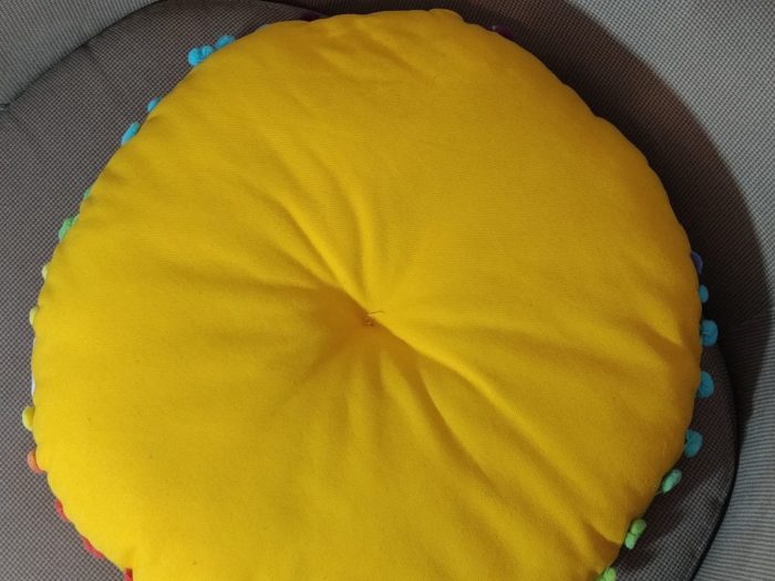 IMG_20190822_104914 Almofada indiana bordada estilo futon 40 cm amarelo color