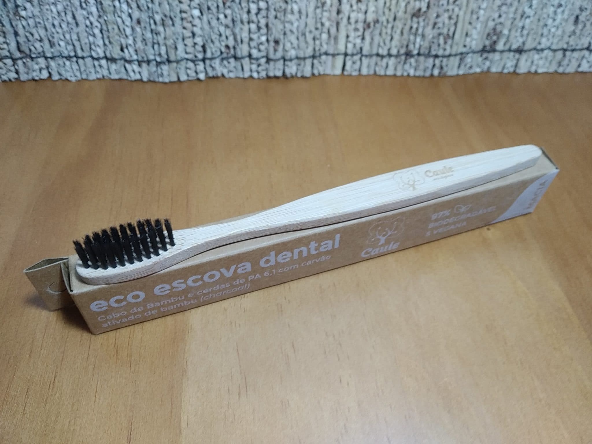 escova de dentes de bambu