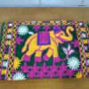 Bolsa indiana clutch de veludo verde toda bordada estampa elefante
