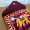 Bolsa indiana clutch de veludo vinho toda bordada estampa elefante