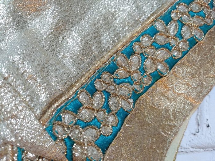 IMG_20190617_183007 Sari indiano luxo da marca Surya Saree verde água e dourado floral