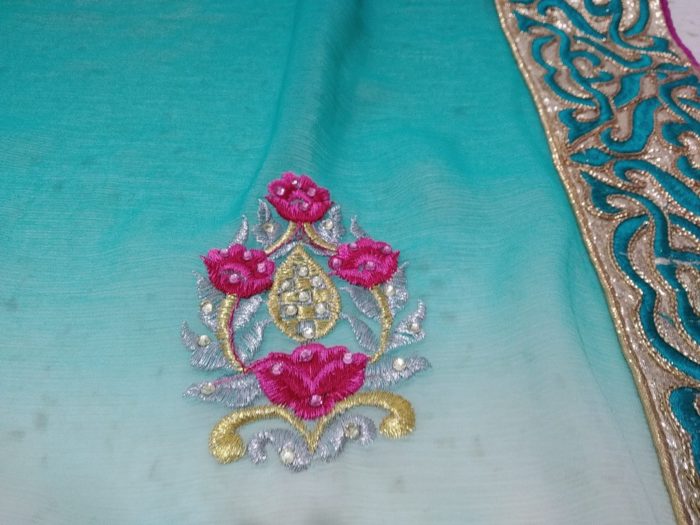 IMG_20190619_163510 Sari indiano luxo da marca Surya Saree verde água e dourado floral
