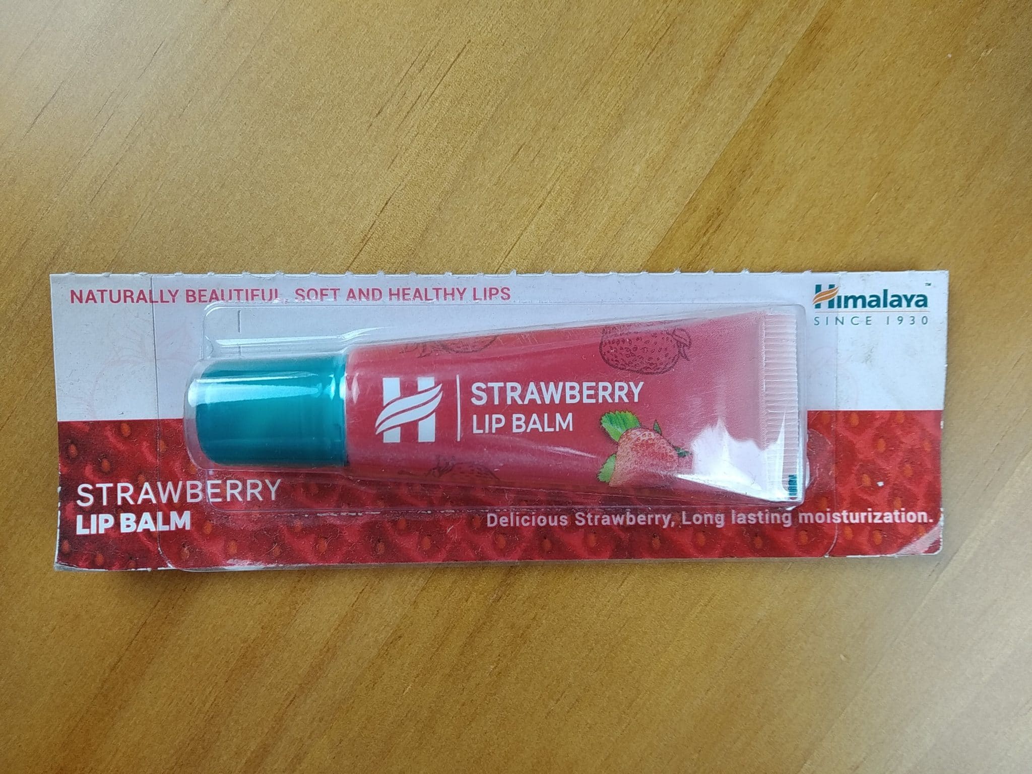himalaya strawberry lip balm