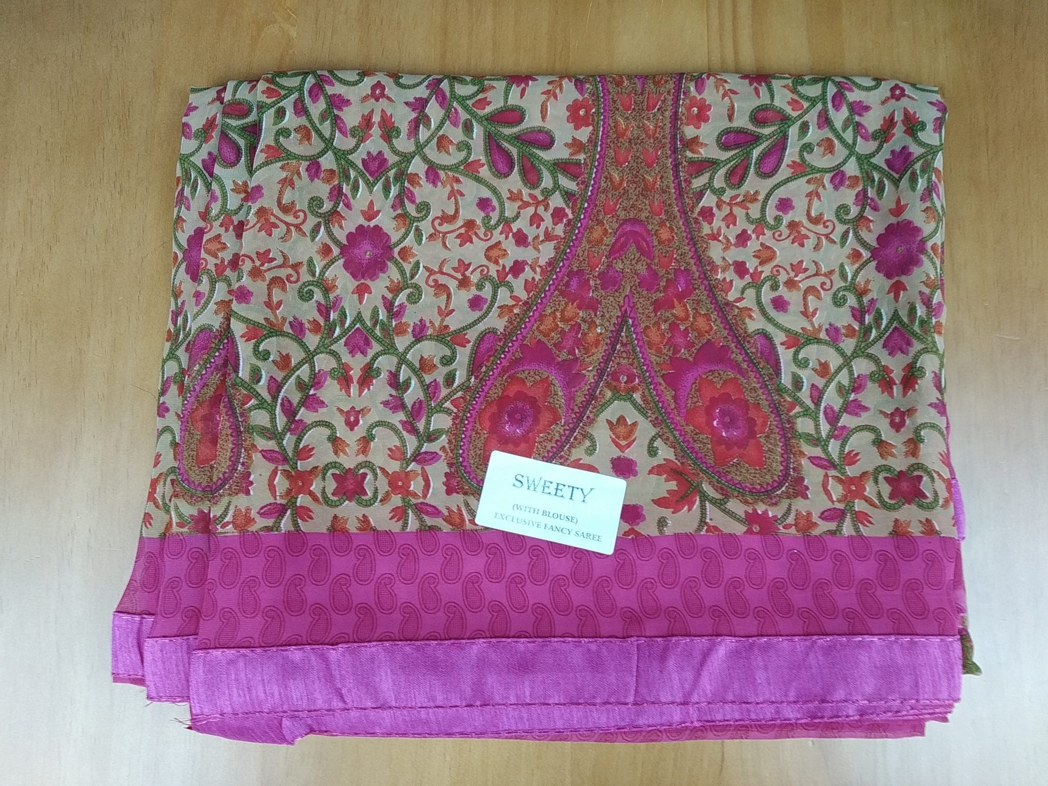 sari de seda rosa floral