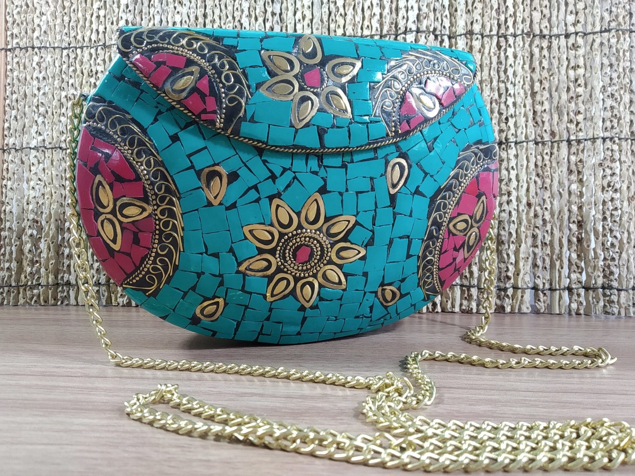 bolsa de metal azul turquesa