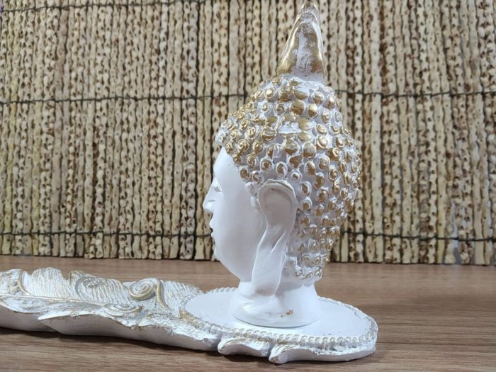 Incensário cabeça de Buda formato folha em resina branco e dourado