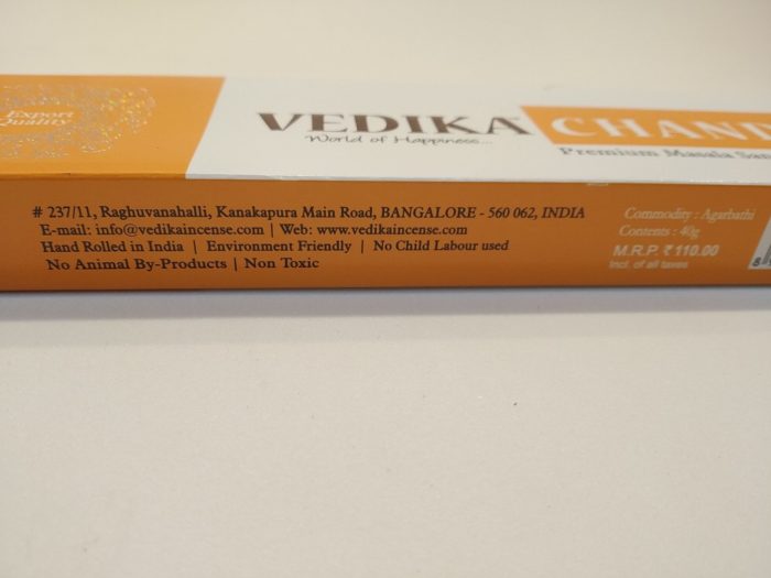 Incenso Vedika Chandan Premium Massala Sandalwood Agarbathi 40g