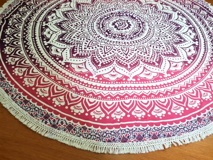 Canga indiana grande redonda mandala com franjas tons rosa