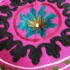 Almofada indiana futon bordada 40 cm rosa e color