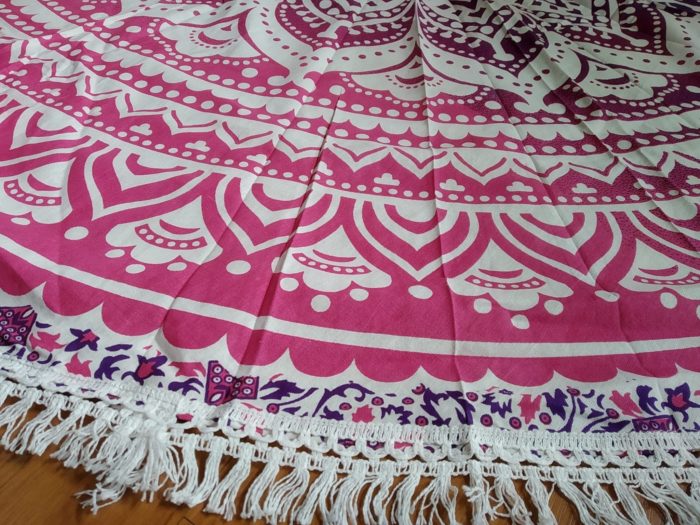 Canga indiana grande redonda mandala com franjas tons rosa