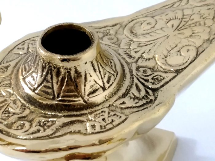 Lâmpada a óleo indiana de metal brass design árabe medieval G