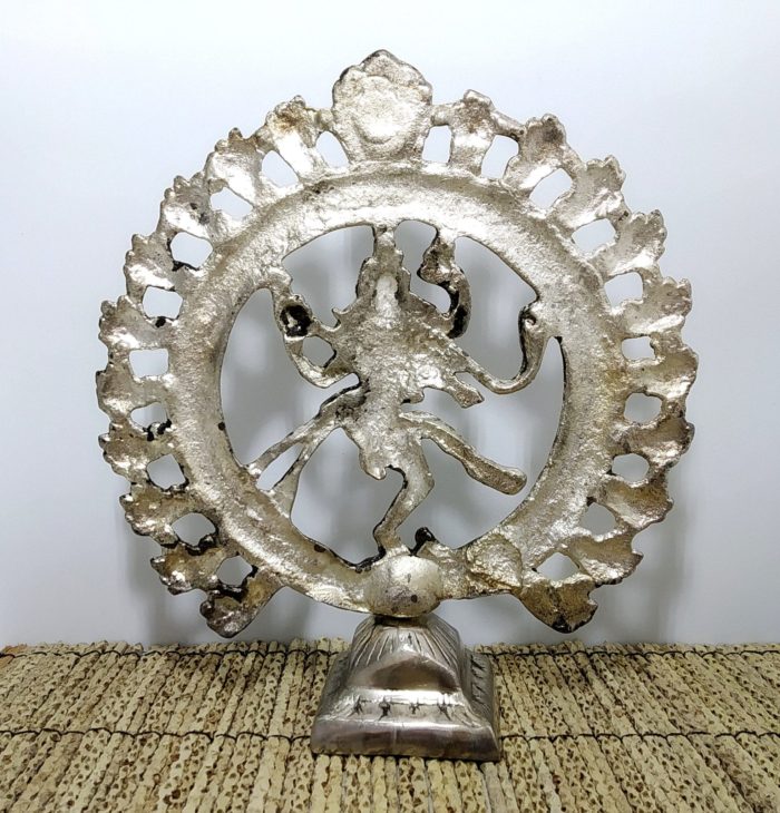 Estátua do Deus Shiva Nataraja em ferro 26 cm