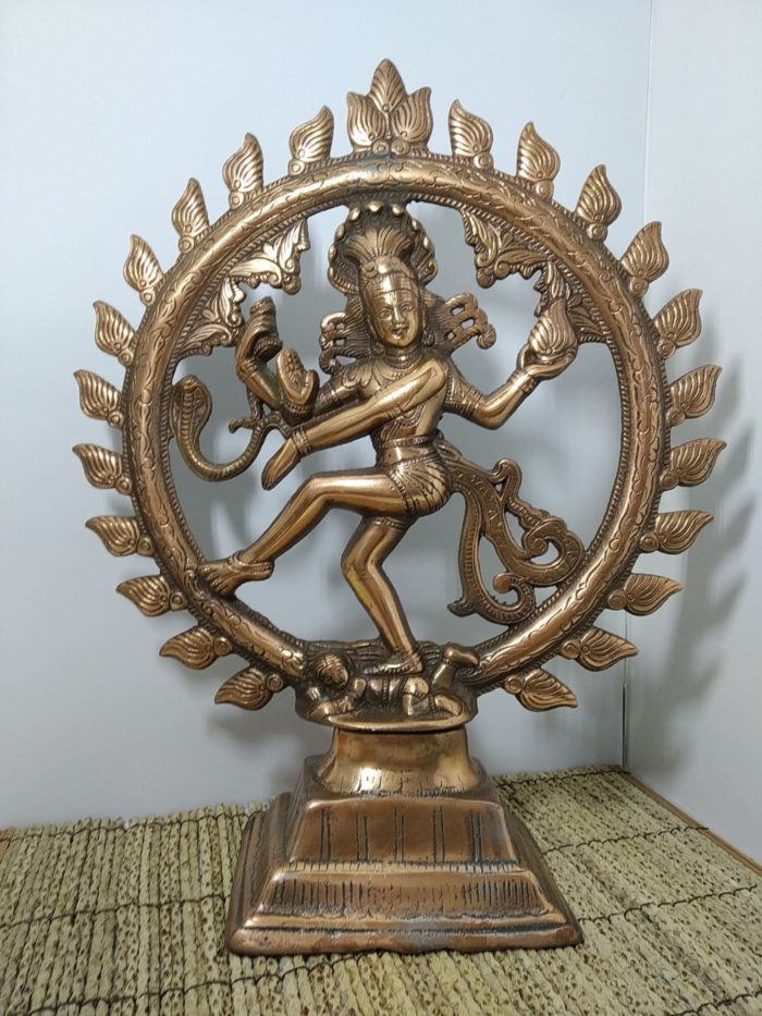 Estátua do Deus Shiva Nataraja em ferro 41 cm