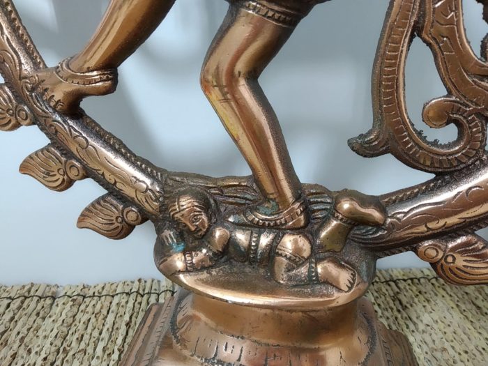 Estátua do Deus Shiva Nataraja em ferro 41 cm