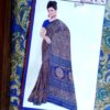 Sari indiano com estampa de arabescos azul com verde água