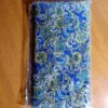 Sari indiano com estampa de arabescos azul com verde água