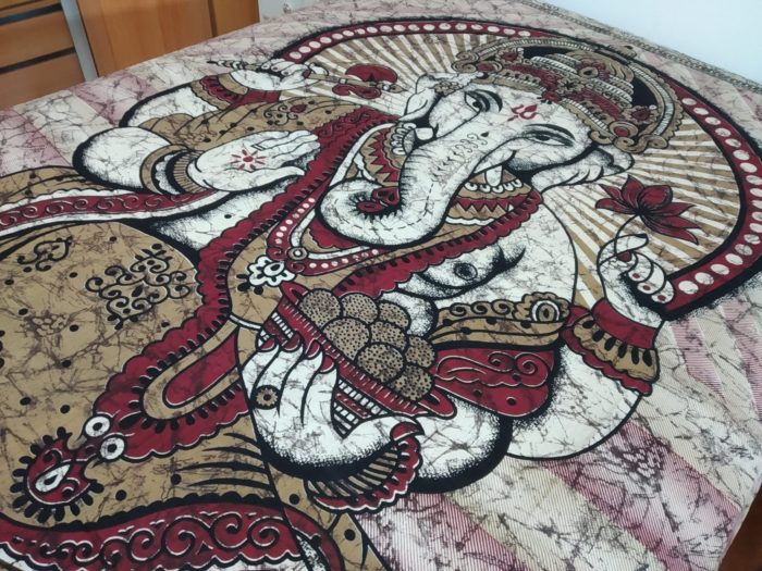 Colcha indiana ou painel de algodão estampa de Ganesha (2.40 m x 2.10 m)