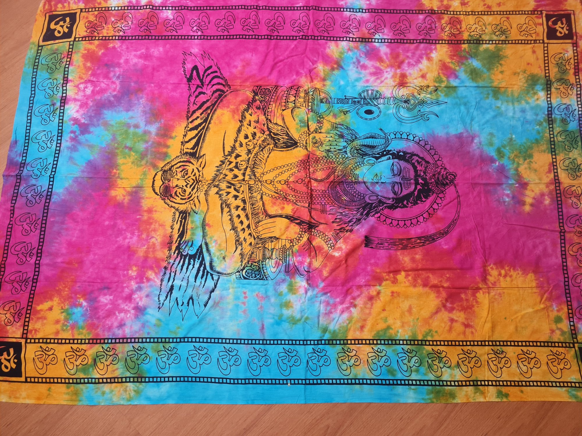 colcha indiana ou panô multiuso de algodão fabricado na Índia, Shiva colorido