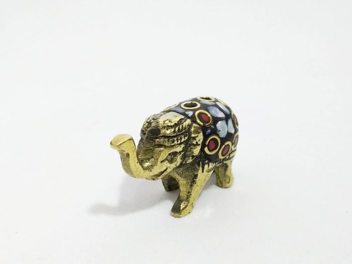 Incensário mini elefante em metal brass com embutimento de pedras naturais