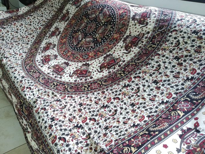 Panô indiano de algodão grande estampa de mandala com elefantes (2.30 m x 2.10 m) tons terrosos (cópia)