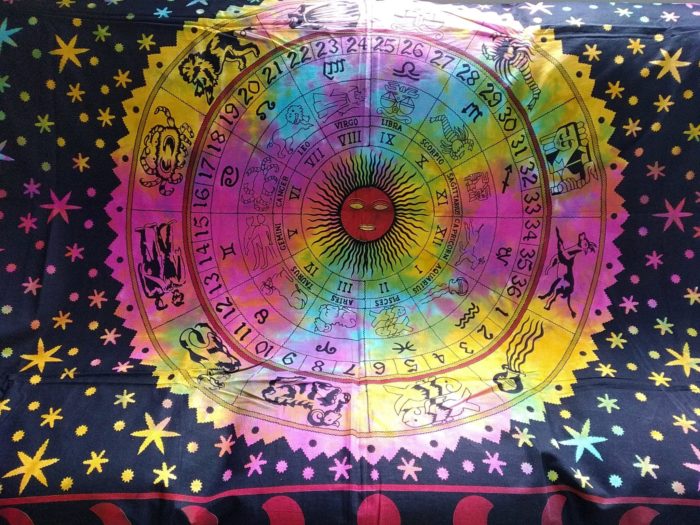 Panô indiano de algodão estampa signos color batik