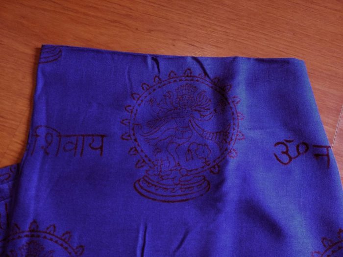 Chadar indiano (manto de oração) de Shiva Nataraja e Mantras azul