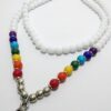 Colar indiano Hamsá branco com pedras naturais 7 chakras