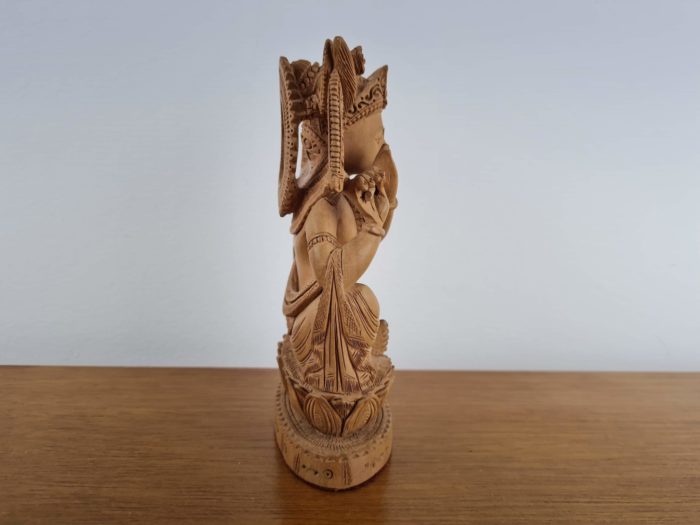 Estátua indiana de Krishna entalhado na madeira 16cm