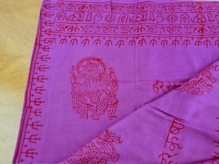 Chadar indiano (manto de oração) de Ganesha roxo