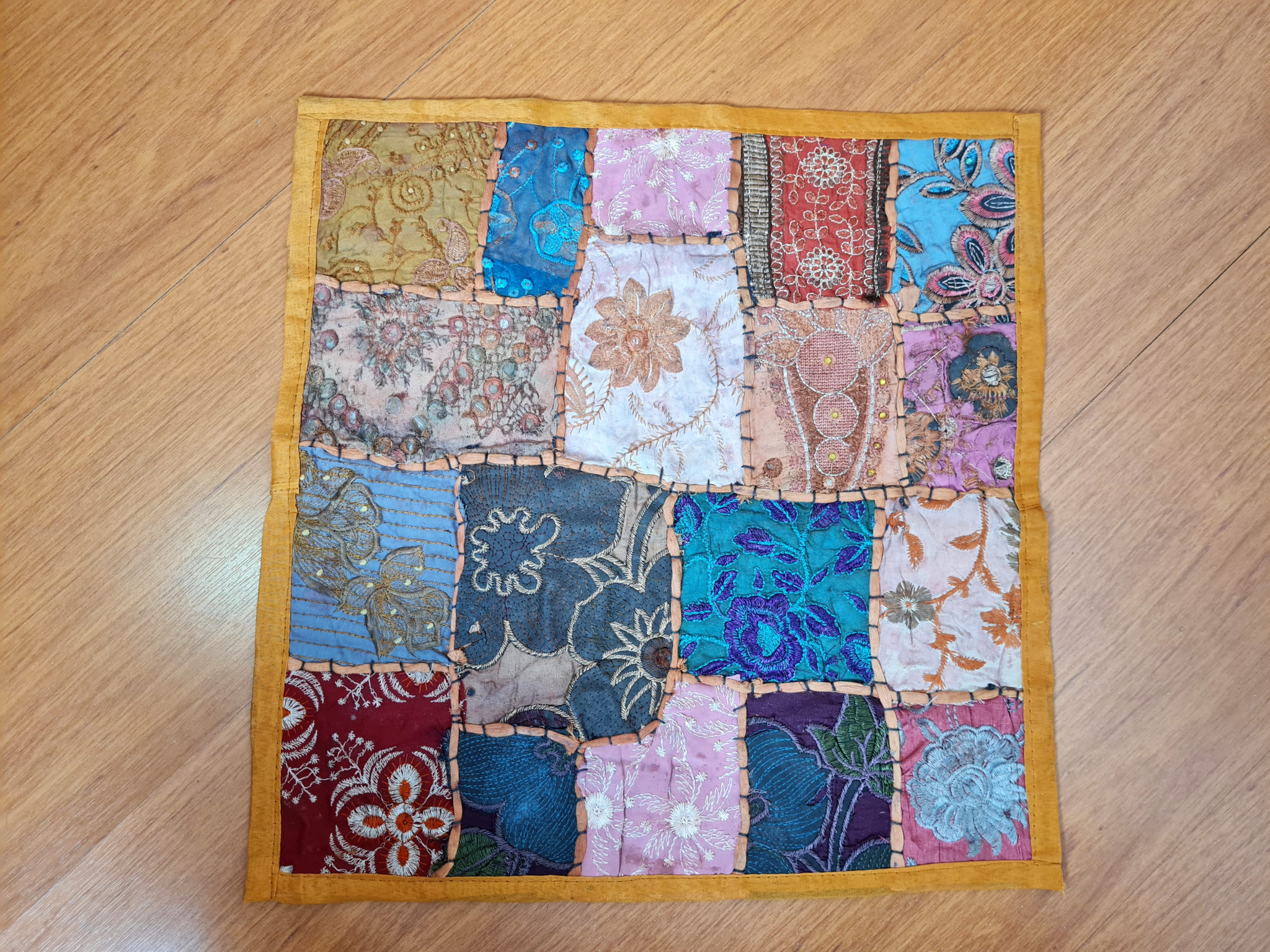 almofada indiana patchwork