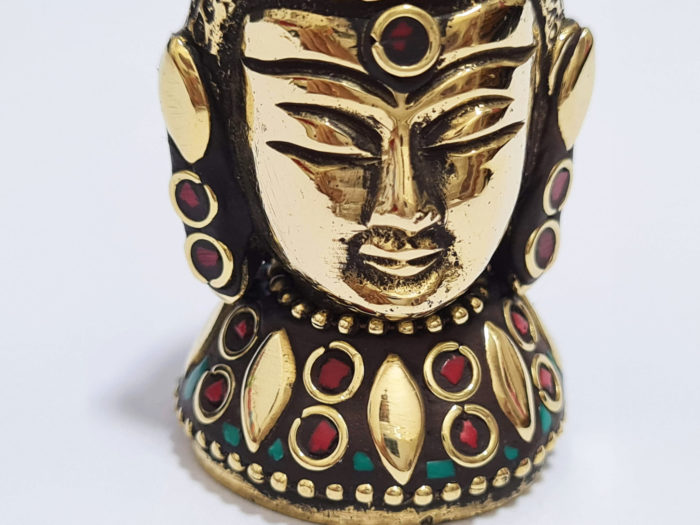 Mini busto Cabeça de Buda em metal com embutimento de pedras naturais III