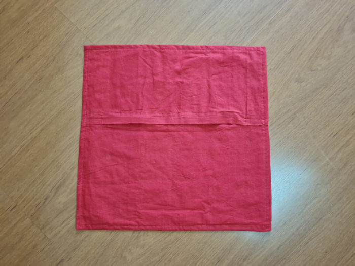 Capa de almofada indiana de algodão Zig Zag vermelho e color II
