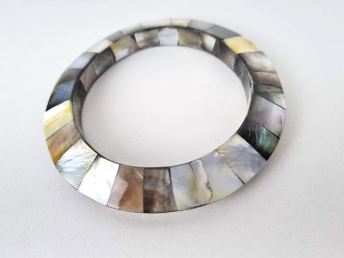 Pulseira indiana de madrepérolas