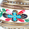 Conjunto de pulseiras indianas 15 peças dourado e creme floral